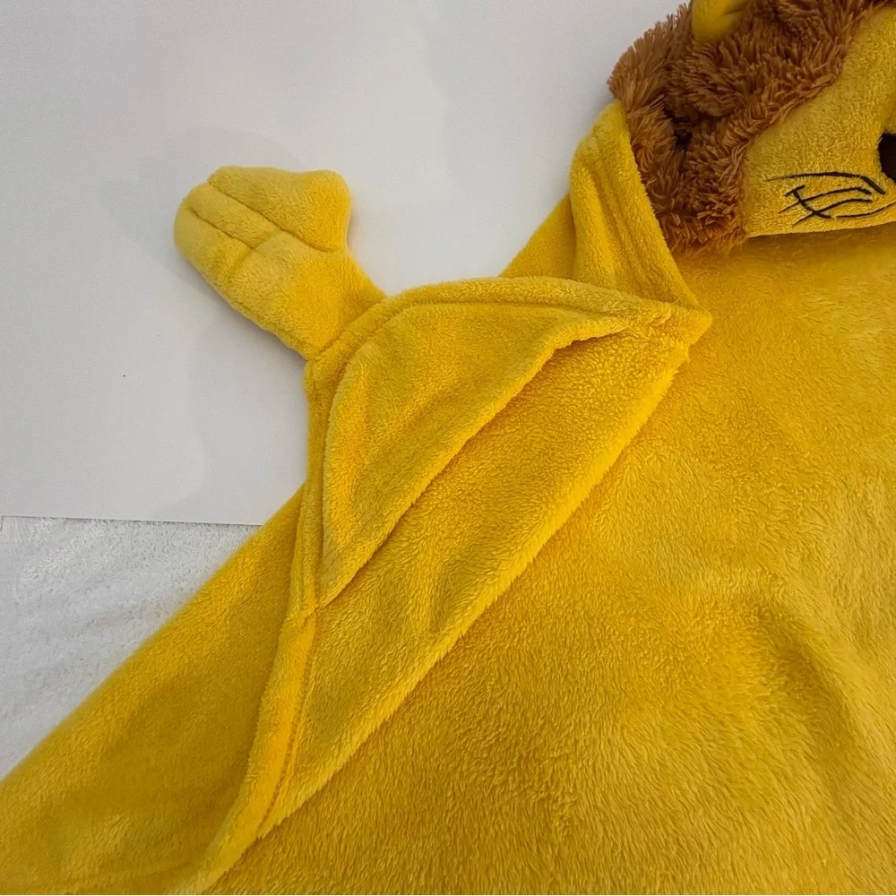 Furry Lion Hooded Plush Robe Blanket Stuffed Paws Furry Tail OS Like New - Picture 4 of 8